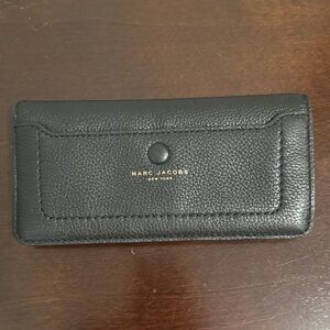 Marc Jacobs Black Textured Wallet